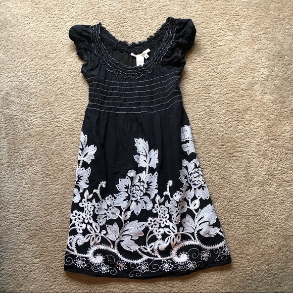 THREE size small dresses. $10 for all three. - Picture 4 of 7